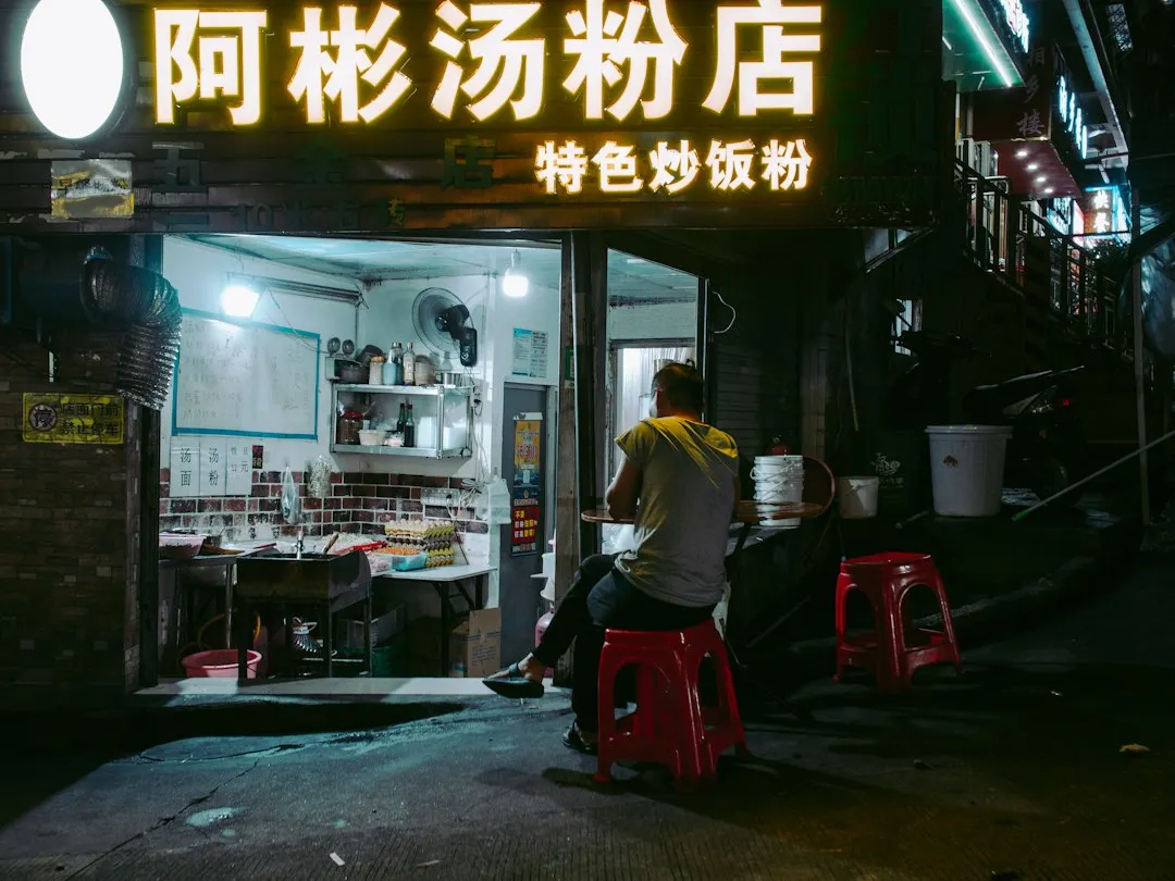 无线耳机与智能音箱如何重塑现代家庭影音娱乐体验正文配图 1